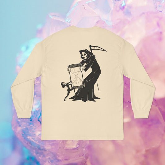 Long-Sleeve Hourglass Longevi-Tee